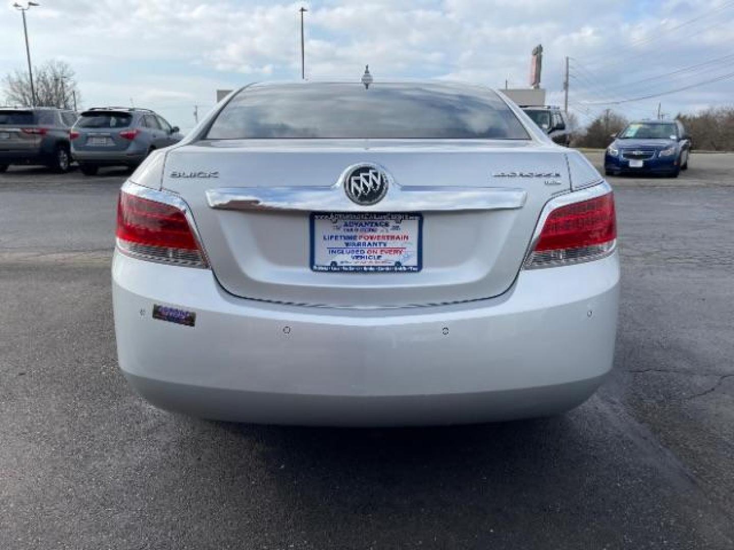 2010 Quicksilver Metallic Buick LaCrosse CXL FWD (1G4GC5EG9AF) with an 3.0L V6 DOHC 24V engine, 6-Speed Automatic transmission, located at 4508 South Dixie Dr, Moraine, OH, 45439, (937) 908-9800, 39.689976, -84.218452 - Photo#3