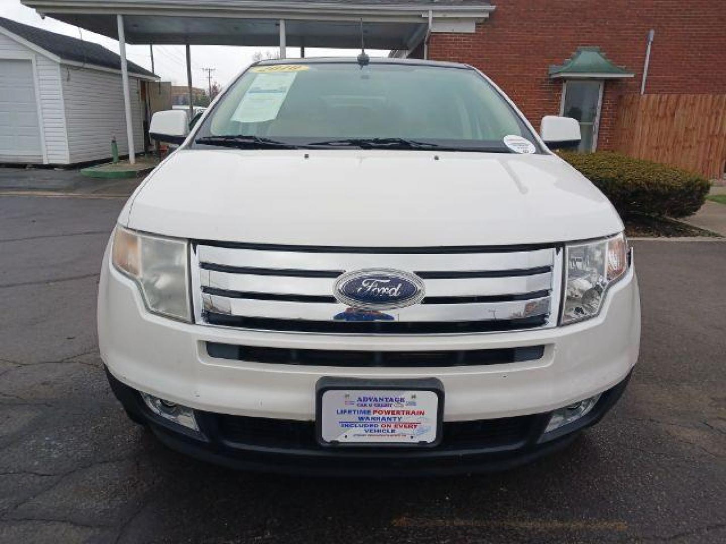 2010 White Platinum Tricoat Metallic Ford Edge Limited AWD (2FMDK4KCXAB) with an 3.5L V6 DOHC 24V engine, 6-Speed Automatic transmission, located at 1184 Kauffman Ave, Fairborn, OH, 45324, (937) 908-9800, 39.807072, -84.030914 - Photo#1