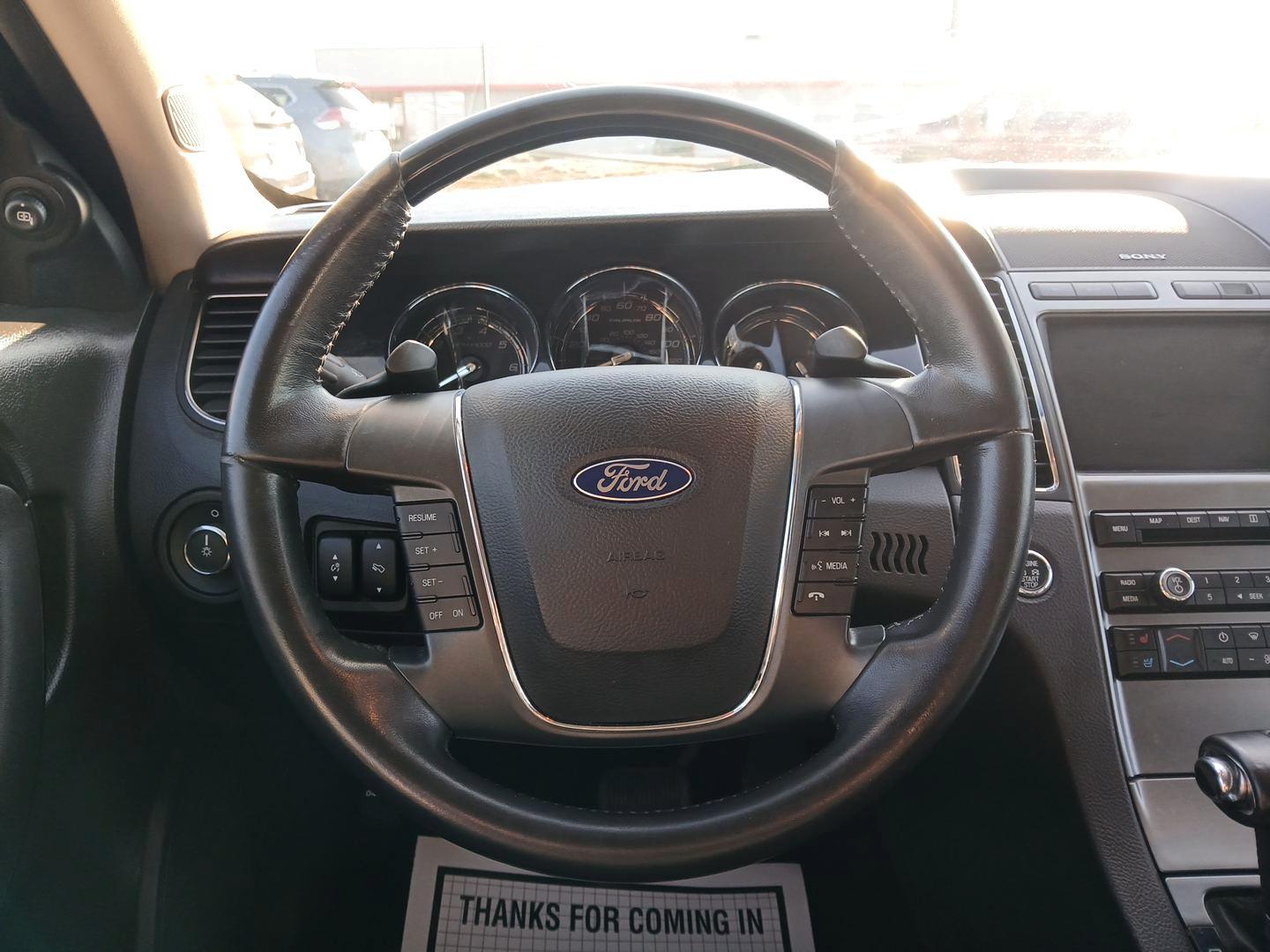 2010 Ford Taurus Limited FWD (1FAHP2FW4AG) with an 3.5L V6 DOHC 24V engine, 6-Speed Automatic transmission, located at 8750 N County Rd 25A, Piqua, OH, 45356, (937) 908-9800, 40.164391, -84.232513 - 2010 Ford Taurus Limited FWD - Photo#15