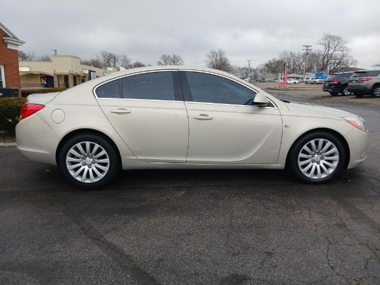 2011 Stone Metallic Buick Regal CXL - 1XL (2G4GN5EC9B9) with an 2.4L L4 DOHC 16V engine, 6-Speed Automatic transmission, located at 4508 South Dixie Dr, Moraine, OH, 45439, (937) 908-9800, 39.689976, -84.218452 - Photo#4