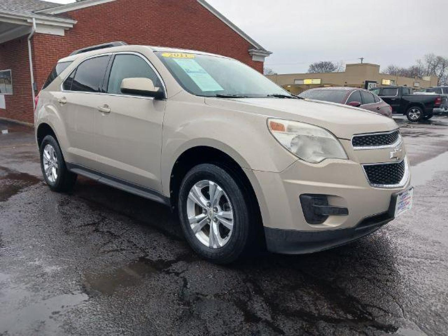 2011 Gold Mist Metallic Chevrolet Equinox 1LT 2WD (2GNALDEC2B1) with an 2.4L L4 DOHC 16V engine, 6-Speed Automatic transmission, located at 1099 N County Rd 25A , Troy, OH, 45373, (937) 908-9800, 40.057079, -84.212883 - Photo#0