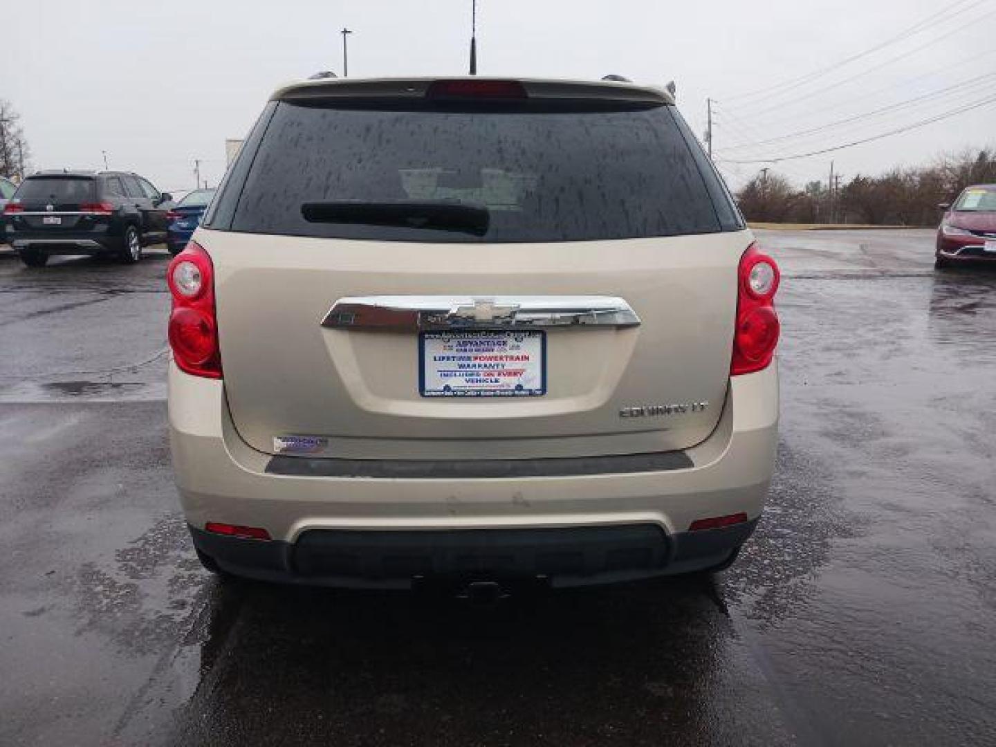 2011 Gold Mist Metallic Chevrolet Equinox 1LT 2WD (2GNALDEC2B1) with an 2.4L L4 DOHC 16V engine, 6-Speed Automatic transmission, located at 1099 N County Rd 25A , Troy, OH, 45373, (937) 908-9800, 40.057079, -84.212883 - Photo#5