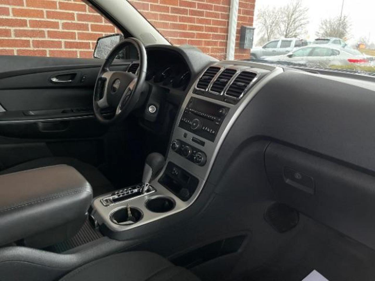 2011 Dark Blue Metallic GMC Acadia SLE-1 AWD (1GKKVNED3BJ) with an 3.6L V6 DOHC 24V engine, 6-Speed Automatic transmission, located at 880 E. National Road, Vandalia, OH, 45377, (937) 908-9800, 39.891918, -84.183594 - Photo#8