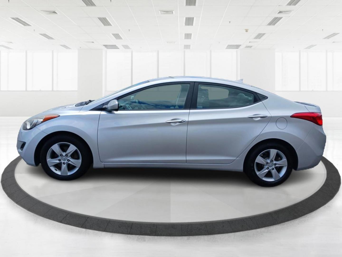 2011 Radiant Silver Metallic Hyundai Elantra (KMHDH4AE8BU) with an 1.8L L4 DOHC 16V engine, 6-Speed Automatic transmission, located at 401 Woodman Dr, Riverside, OH, 45431, (937) 908-9800, 39.760899, -84.123421 - Photo#5