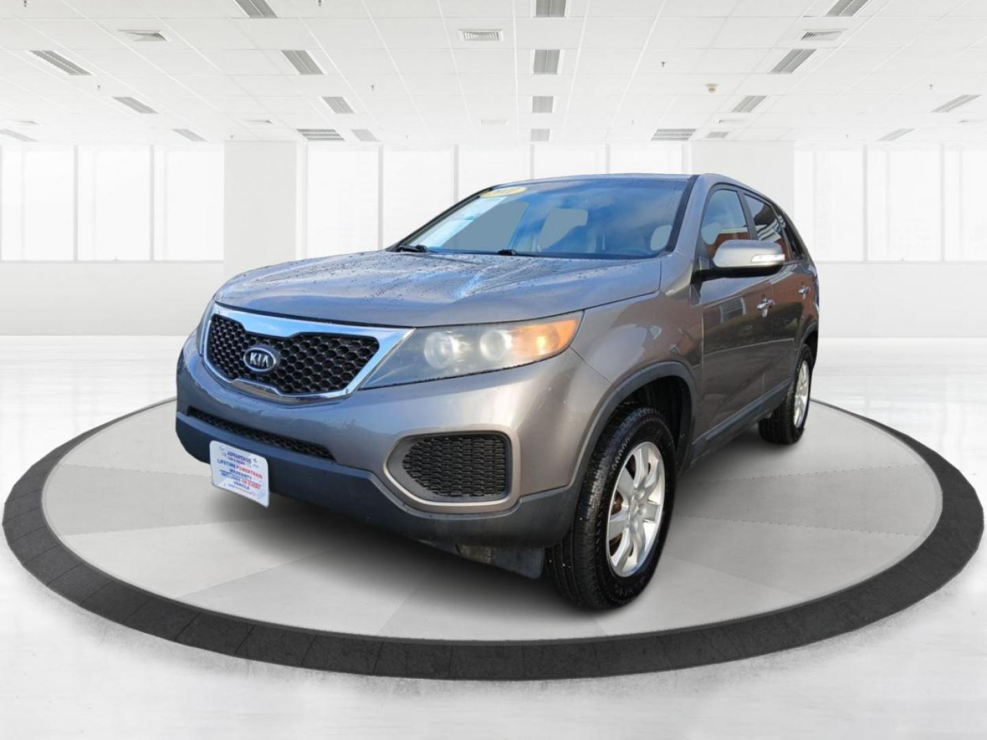 2011 Kia Sorento LX 2WD (5XYKT3A18BG) with an 2.4L L4 DOHC 16V engine, 6-Speed Automatic transmission, located at 1099 N County Rd 25A , Troy, OH, 45373, (937) 908-9800, 40.057079, -84.212883 - 2011 Kia Sorento LX 2WD - Photo#7