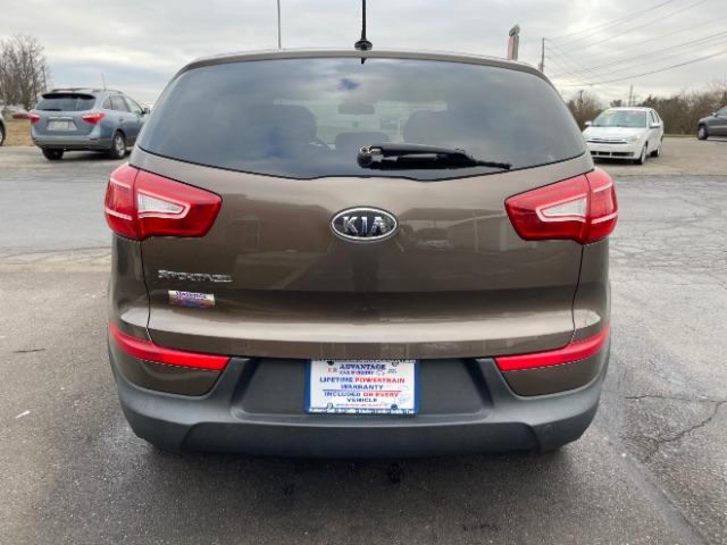 2011 Sand Track Kia Sportage LX FWD (KNDPB3A29B7) with an 2.4L V6 DOHC 24V engine, 6-Speed Automatic transmission, located at 401 Woodman Dr, Riverside, OH, 45431, (937) 908-9800, 39.760899, -84.123421 - Photo#3