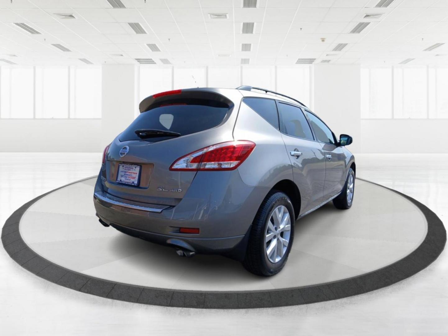 2011 Platinum Graphite Metallic Nissan Murano (JN8AZ1MW7BW) with an 3.5L V6 DOHC 24V engine, Continuously Variable Transmission transmission, located at 880 E. National Road, Vandalia, OH, 45377, (937) 908-9800, 39.891918, -84.183594 - Photo#2