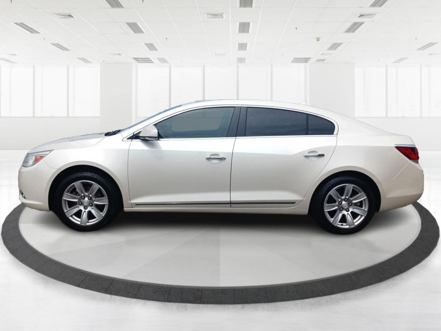 2012 Summit White Buick LaCrosse Premium Package 1, w/Leather (1G4GD5E36CF) with an 3.6L V6 DOHC 24V FFV engine, 6-Speed Automatic transmission, located at 1184 Kauffman Ave, Fairborn, OH, 45324, (937) 908-9800, 39.807072, -84.030914 - Photo#5