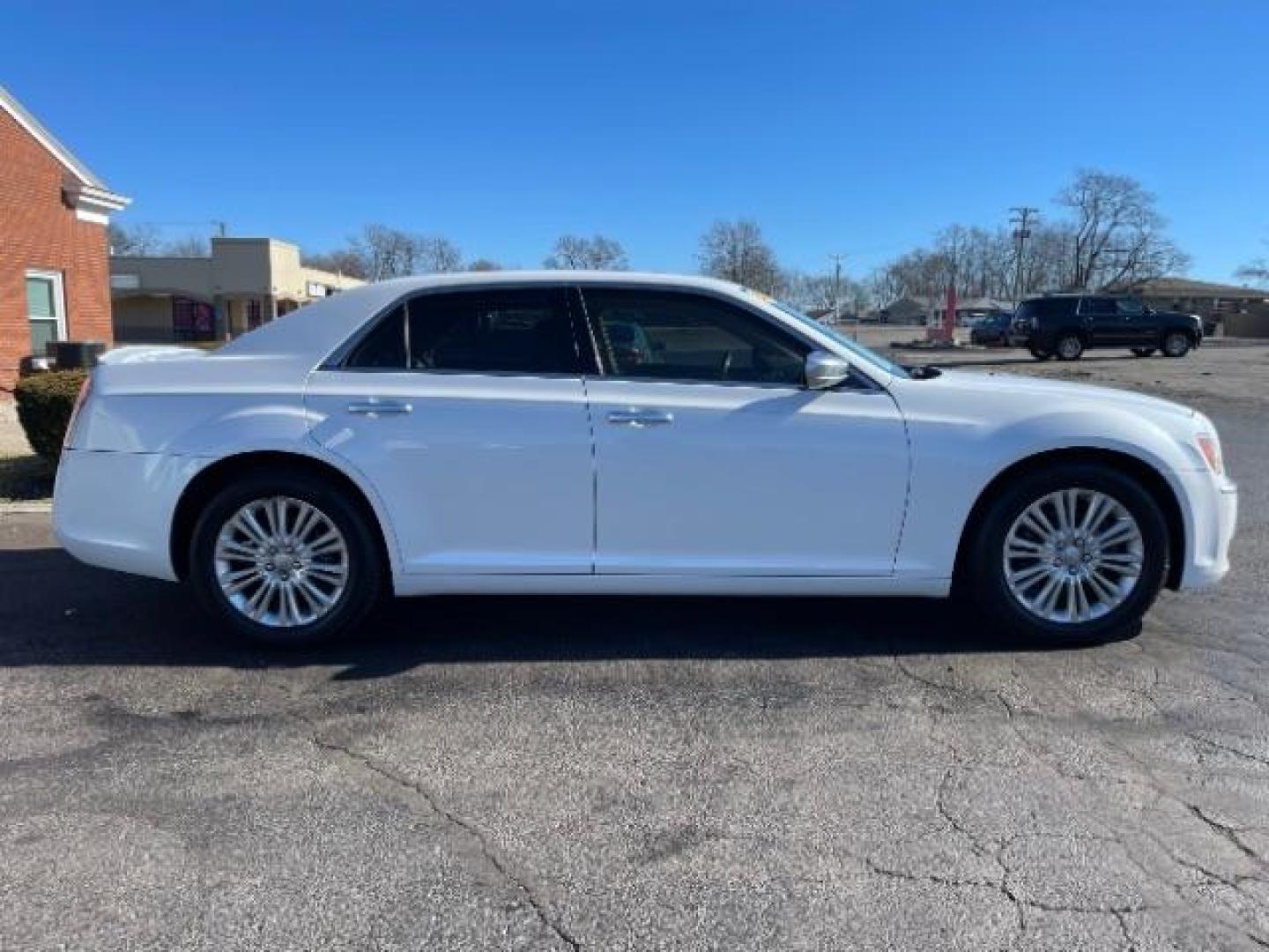 2012 Bright White Chrysler 300 C AWD (2C3CCAST7CH) with an 5.7L V8 OHV 16V engine, 5-Speed Automatic transmission, located at 1951 S Dayton Lakeview Rd., New Carlisle, OH, 45344, (937) 908-9800, 39.890999, -84.050255 - Photo#3