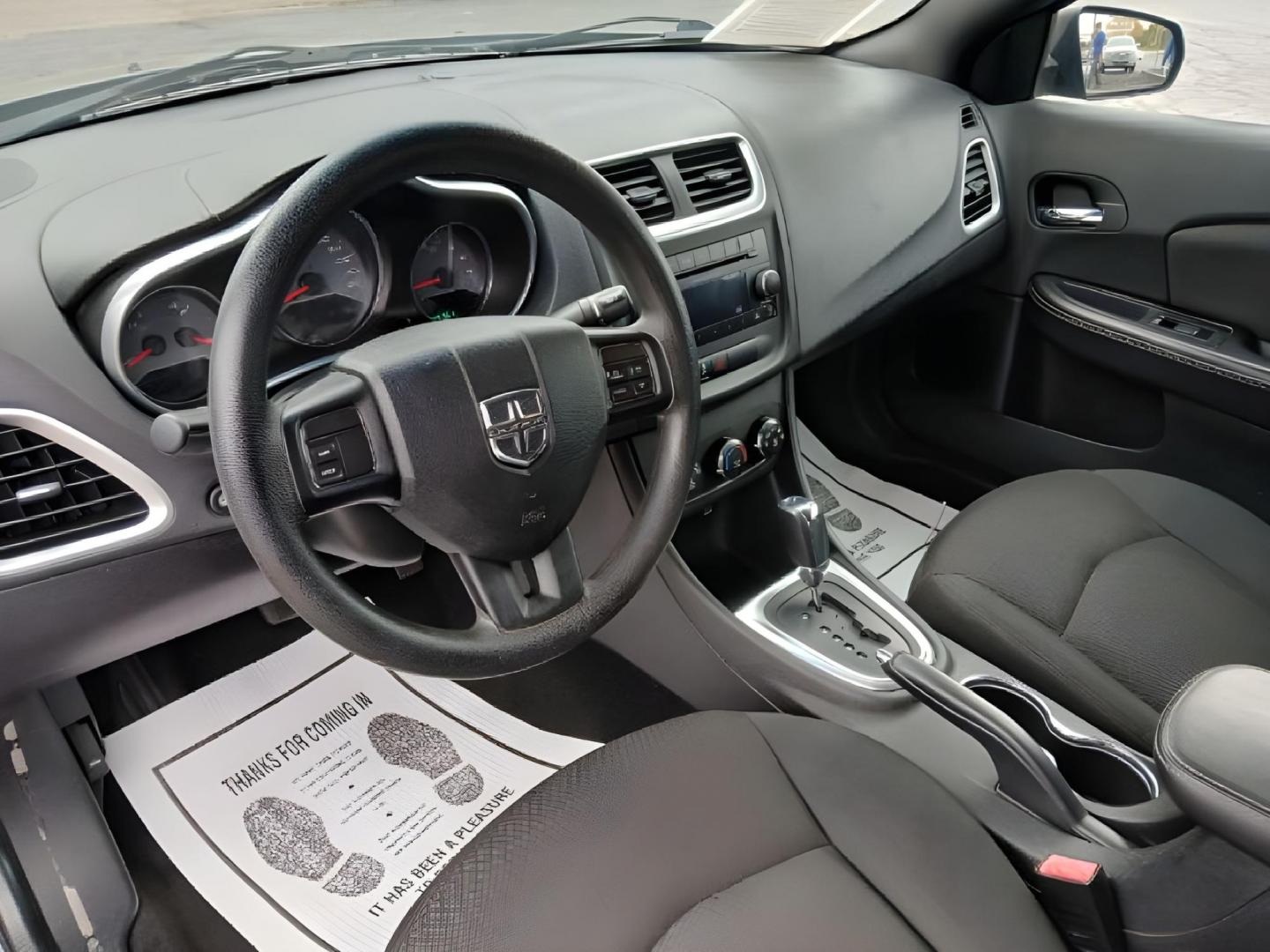 2012 Bright Silver Metallic Dodge Avenger SE (1C3CDZAG6CN) with an 3.6L V6 DOHC 24V FFV engine, 6-Speed Automatic transmission, located at 880 E. National Road, Vandalia, OH, 45377, (937) 908-9800, 39.891918, -84.183594 - Photo#6