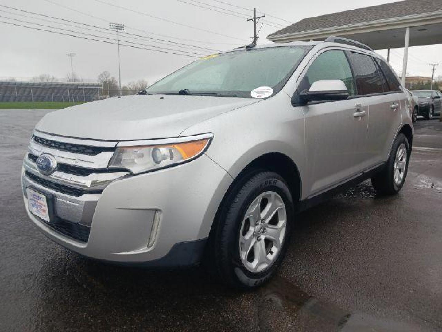 2012 Ingot Silver Metallic Ford Edge SEL AWD (2FMDK4JC6CB) with an 3.5L V6 DOHC 24V engine, 6-Speed Automatic transmission, located at 401 Woodman Dr, Riverside, OH, 45431, (937) 908-9800, 39.760899, -84.123421 - Photo#2