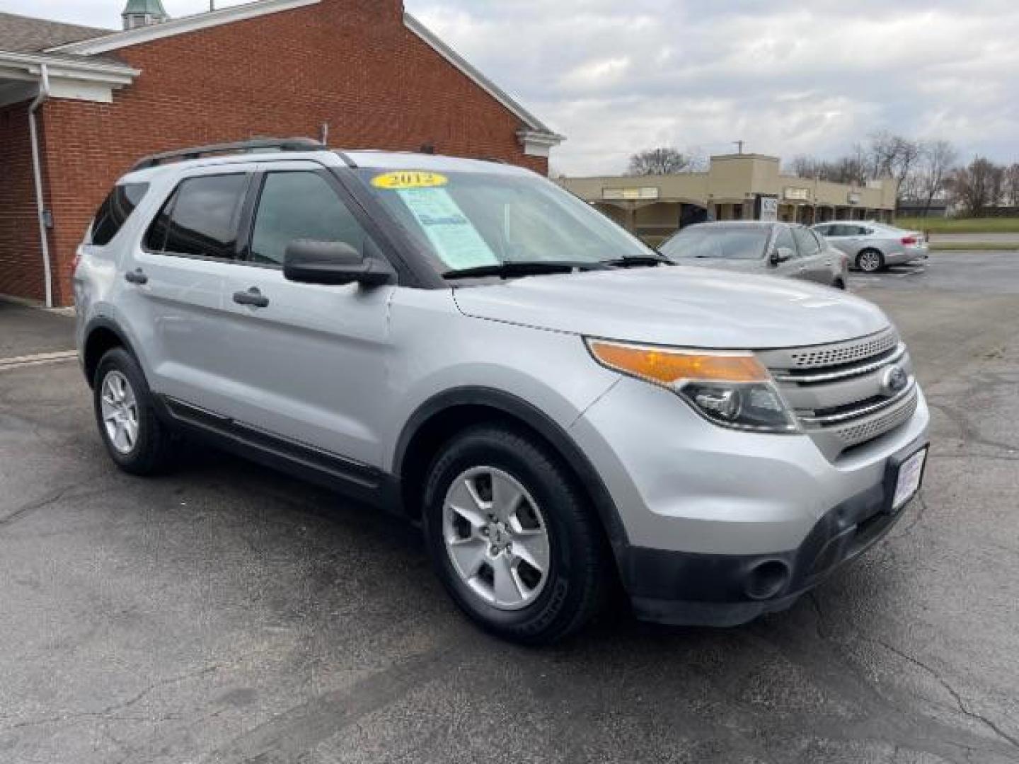 2012 Ingot Silver Metallic Ford Explorer Base FWD (1FMHK7B86CG) with an 3.5L V6 DOHC 24V engine, 6-Speed Automatic transmission, located at 1099 N County Rd 25A , Troy, OH, 45373, (937) 908-9800, 40.057079, -84.212883 - Photo#0