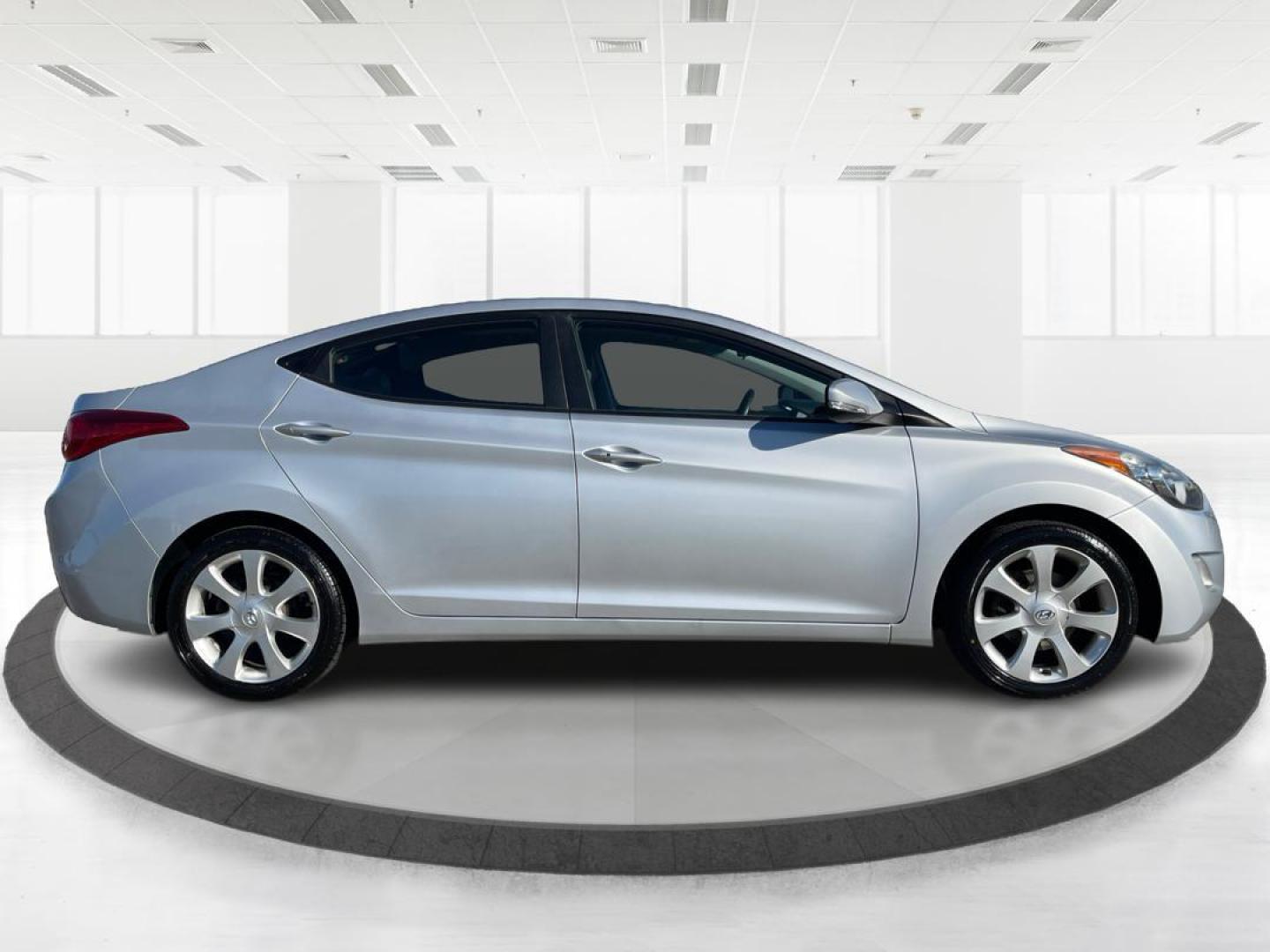 2012 Radiant Silver Metallic Hyundai Elantra Limited (5NPDH4AEXCH) with an 1.8L L4 DOHC 16V engine, 6-Speed Automatic transmission, located at 401 Woodman Dr, Riverside, OH, 45431, (937) 908-9800, 39.760899, -84.123421 - Photo#1