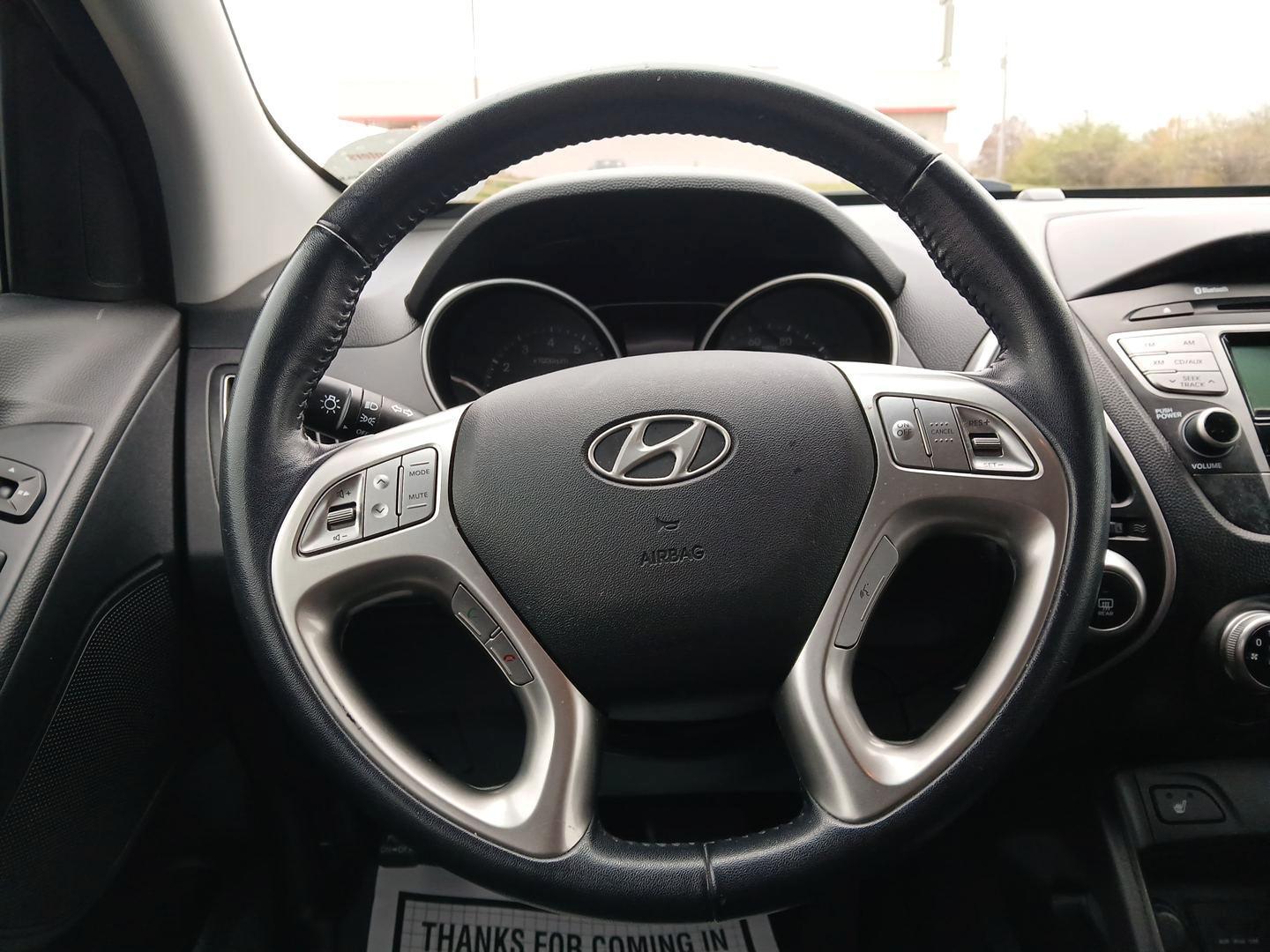 2012 Hyundai Tucson GLS AWD (KM8JUCACXCU) with an 2.4L L4 DOHC 16V engine, 6-Speed Automatic transmission, located at 1099 N County Rd 25A , Troy, OH, 45373, (937) 908-9800, 40.057079, -84.212883 - 2012 Hyundai Tucson GLS AWD - Photo#15