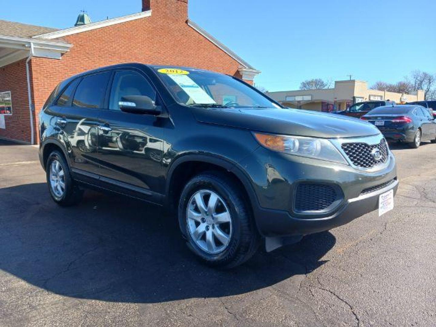 2012 Baltic Blue Kia Sorento LX 2WD (5XYKT3A15CG) with an 2.4L L4 DOHC 16V engine, 6-Speed Automatic transmission, located at 880 E. National Road, Vandalia, OH, 45377, (937) 908-9800, 39.891918, -84.183594 - Photo#0