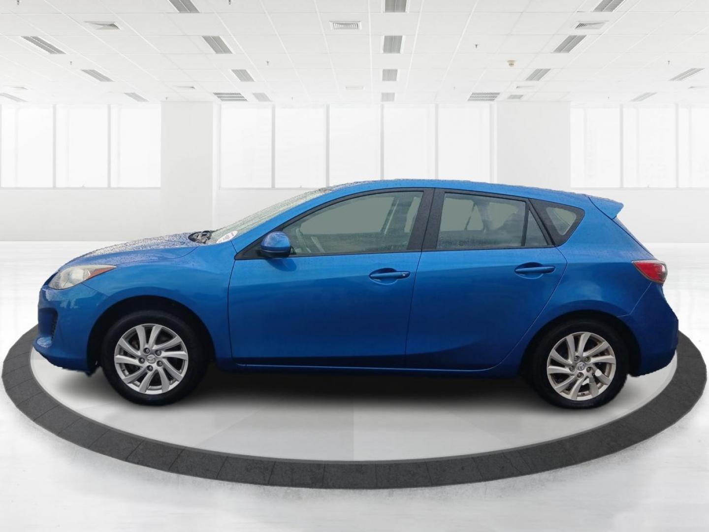 2012 Sky Blue Mica Mazda MAZDA3 I Grand Touring 5-Door (JM1BL1M72C1) with an 2.0L L4 DOHC 16V engine, located at 401 Woodman Dr, Riverside, OH, 45431, (937) 908-9800, 39.760899, -84.123421 - Photo#5