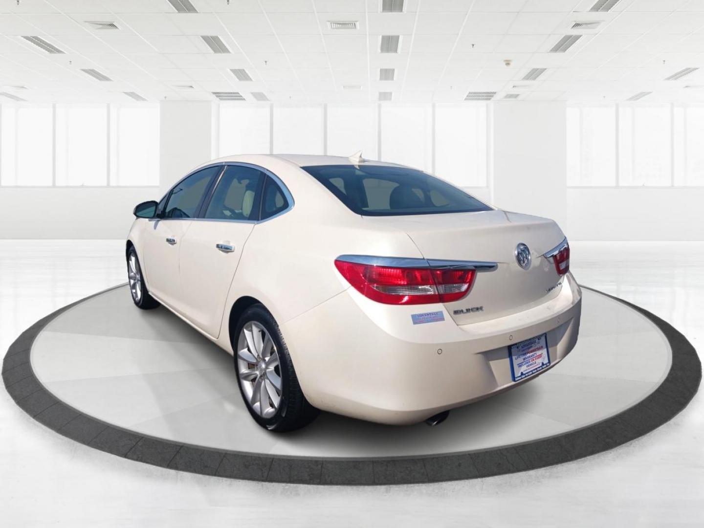 2013 Summit White Buick Verano Leather (1G4PS5SK2D4) with an 2.4L L4 DOHC 16V FFV engine, 6-Speed Automatic transmission, located at 4508 South Dixie Dr, Moraine, OH, 45439, (937) 908-9800, 39.689976, -84.218452 - Photo#4