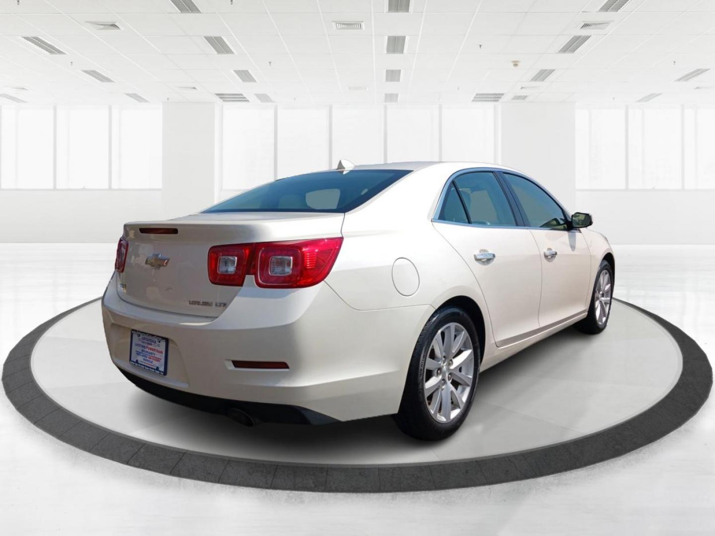 2013 White Diamond Tricoat Chevrolet Malibu (1G11H5SA0DF) with an 2.5L L4 DOHC 16V engine, 6-Speed Automatic transmission, located at 1184 Kauffman Ave, Fairborn, OH, 45324, (937) 908-9800, 39.807072, -84.030914 - Photo#2