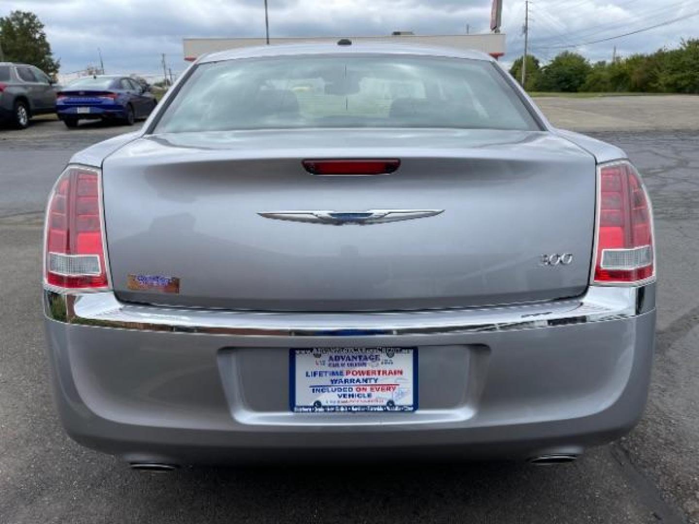 2013 Billet Silver Metallic Chrysler 300 RWD (2C3CCAAG3DH) with an 3.6L V6 SOHC 24V engine, 8-Speed Automatic transmission, located at 1951 S Dayton Lakeview Rd., New Carlisle, OH, 45344, (937) 908-9800, 39.890999, -84.050255 - Photo#4