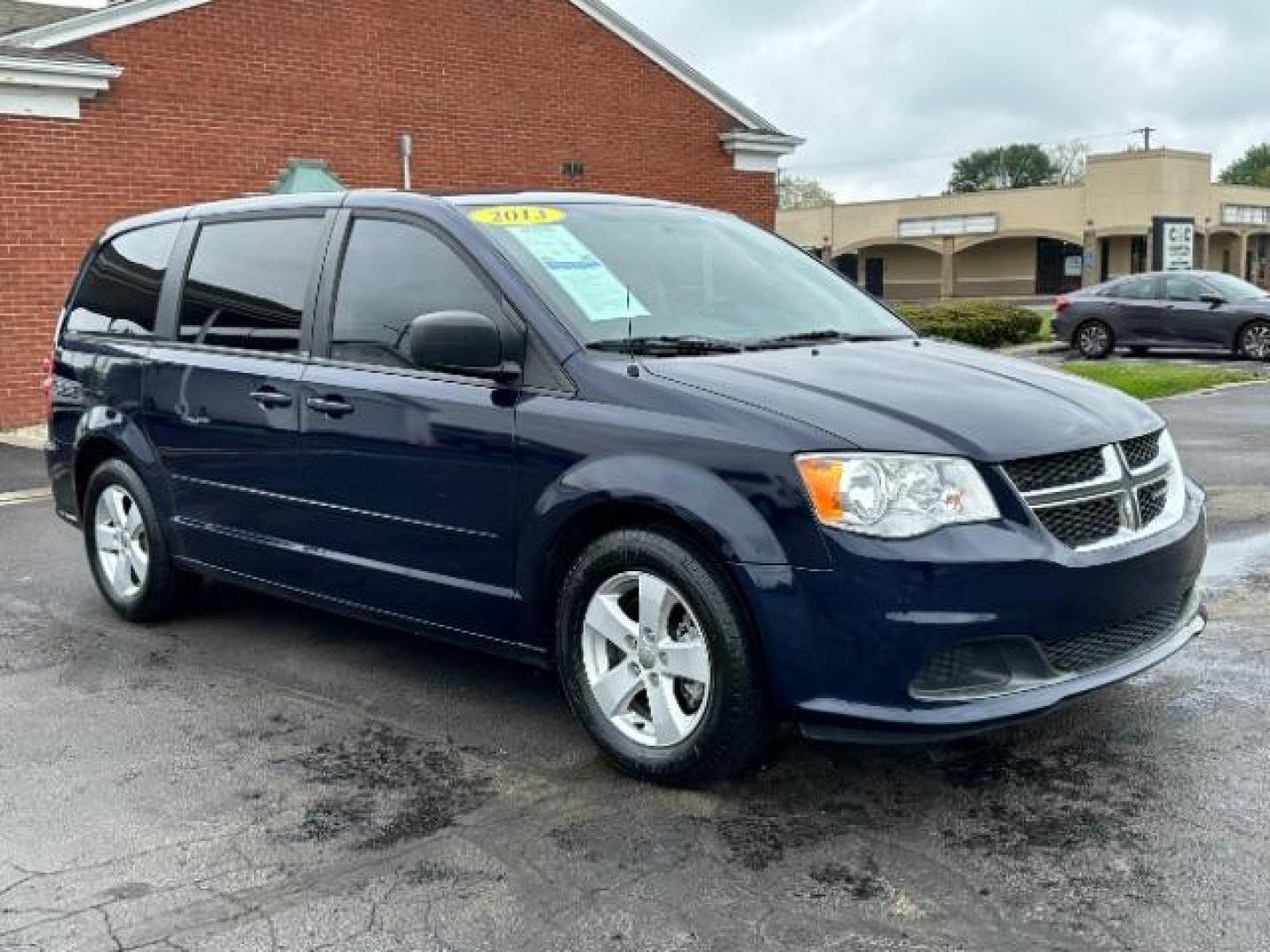 2013 Blue Streak Pearl Dodge Grand Caravan SE (2C4RDGBG5DR) with an 3.6L V6 DOHC 24V engine, 6-Speed Automatic transmission, located at 1230 East Main St, Xenia, OH, 45385, (937) 908-9800, 39.688026, -83.910172 - Photo#0