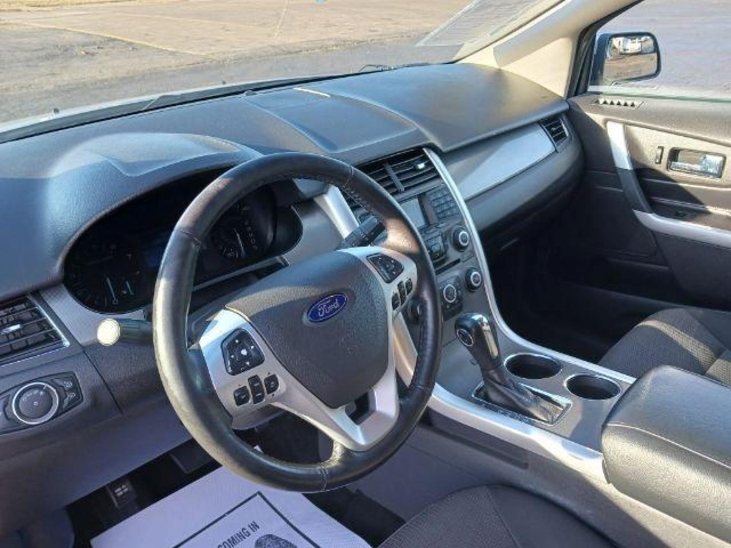 2013 Ingot Silver Metallic Ford Edge SEL FWD (2FMDK3JC8DB) with an 3.5L V6 DOHC 24V engine, 6-Speed Automatic transmission, located at 4508 South Dixie Dr, Moraine, OH, 45439, (937) 908-9800, 39.689976, -84.218452 - Photo#12