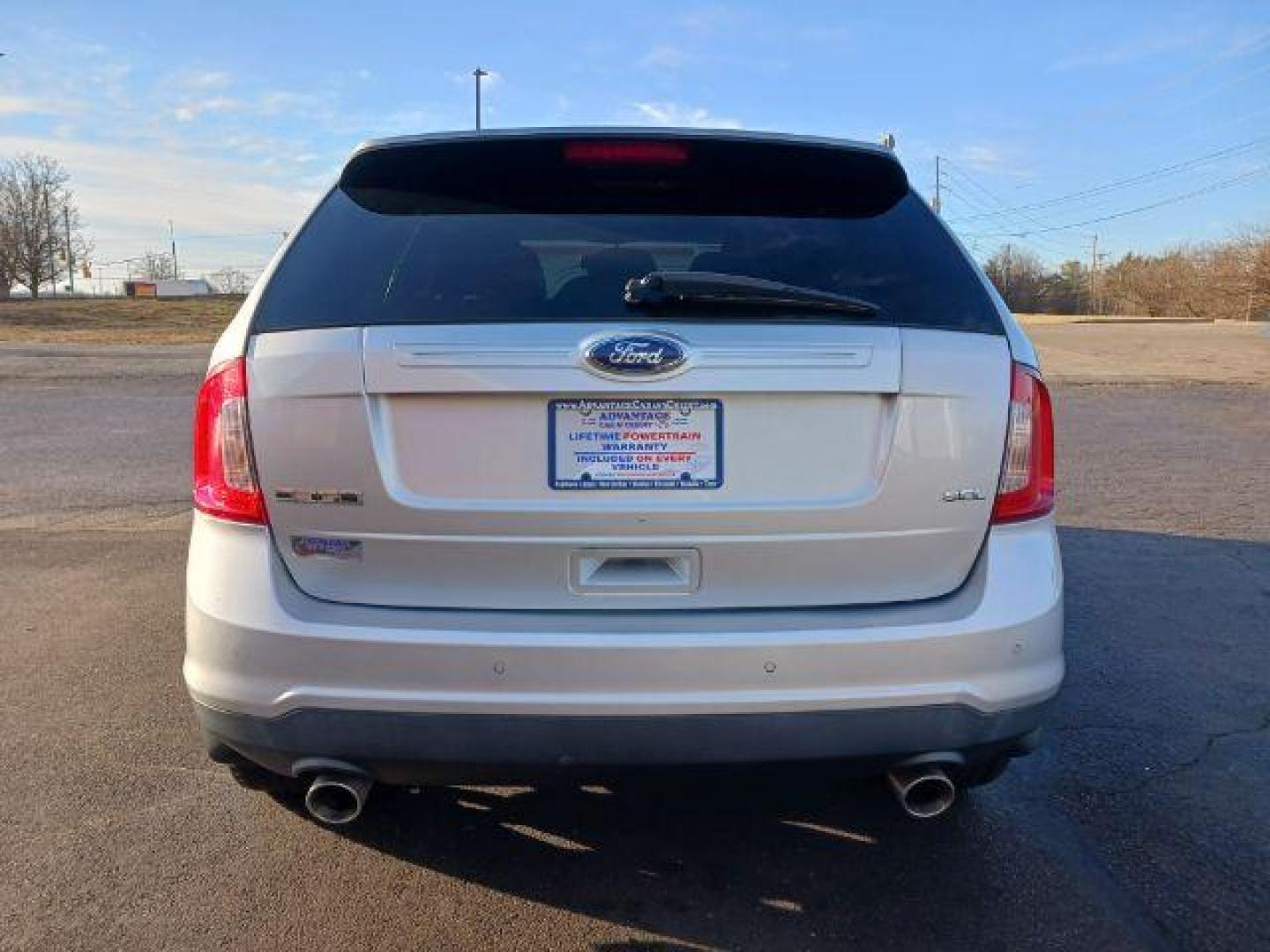 2013 Ford Edge SEL FWD (2FMDK3JC8DB) with an 3.5L V6 DOHC 24V engine, 6-Speed Automatic transmission, located at 4508 South Dixie Dr, Moraine, OH, 45439, (937) 908-9800, 39.689976, -84.218452 - 2013 Ford Edge SEL FWD - Photo#5