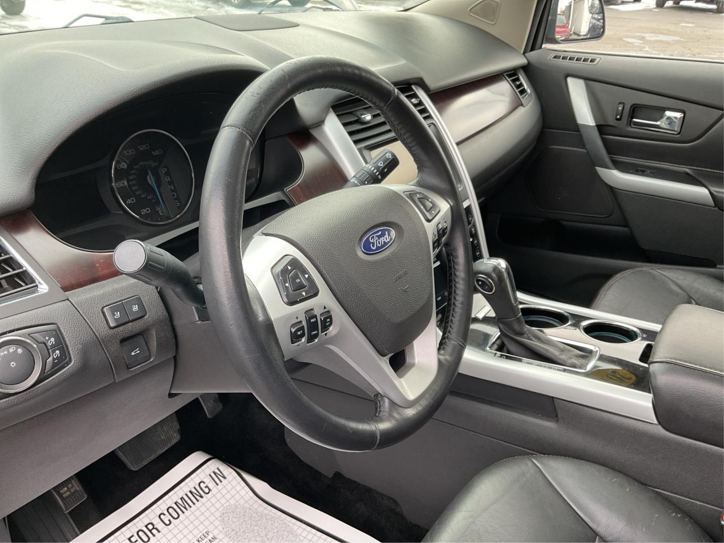 2013 Ford Edge Limited (2FMDK3KC7DB) with an 3.5L V-6 DOHC engine, located at 4508 South Dixie Dr, Moraine, OH, 45439, (937) 908-9800, 39.689976, -84.218452 - 2013 Ford Edge Limited - Photo#8