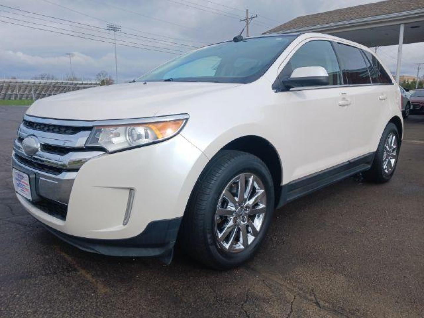 2013 White Platinum Tricoat Metallic Ford Edge Limited FWD (2FMDK3K96DB) with an 2.0L L4 DOHC 16V engine, 6-Speed Automatic transmission, located at 1099 N County Rd 25A , Troy, OH, 45373, (937) 908-9800, 40.057079, -84.212883 - Photo#1