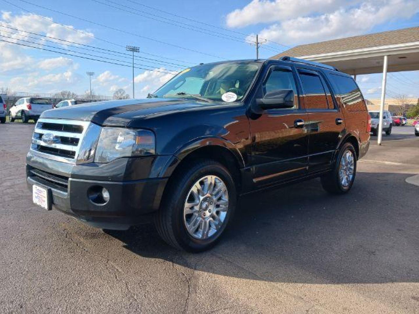 2013 Tuxedo Black Metallic Ford Expedition Limited 2WD (1FMJU1K58DE) with an 5.4L V8 SOHC 16V FFV engine, 6-Speed Automatic transmission, located at 4508 South Dixie Dr, Moraine, OH, 45439, (937) 908-9800, 39.689976, -84.218452 - Photo#2