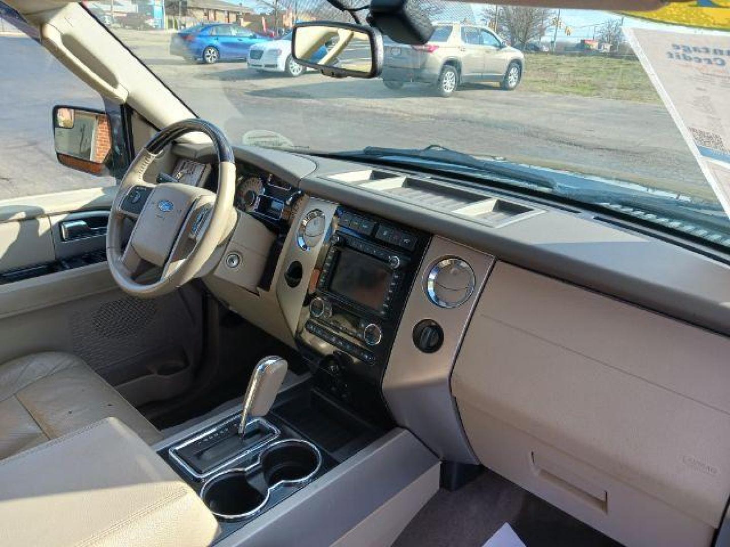 2013 Tuxedo Black Metallic Ford Expedition Limited 2WD (1FMJU1K58DE) with an 5.4L V8 SOHC 16V FFV engine, 6-Speed Automatic transmission, located at 4508 South Dixie Dr, Moraine, OH, 45439, (937) 908-9800, 39.689976, -84.218452 - Photo#8