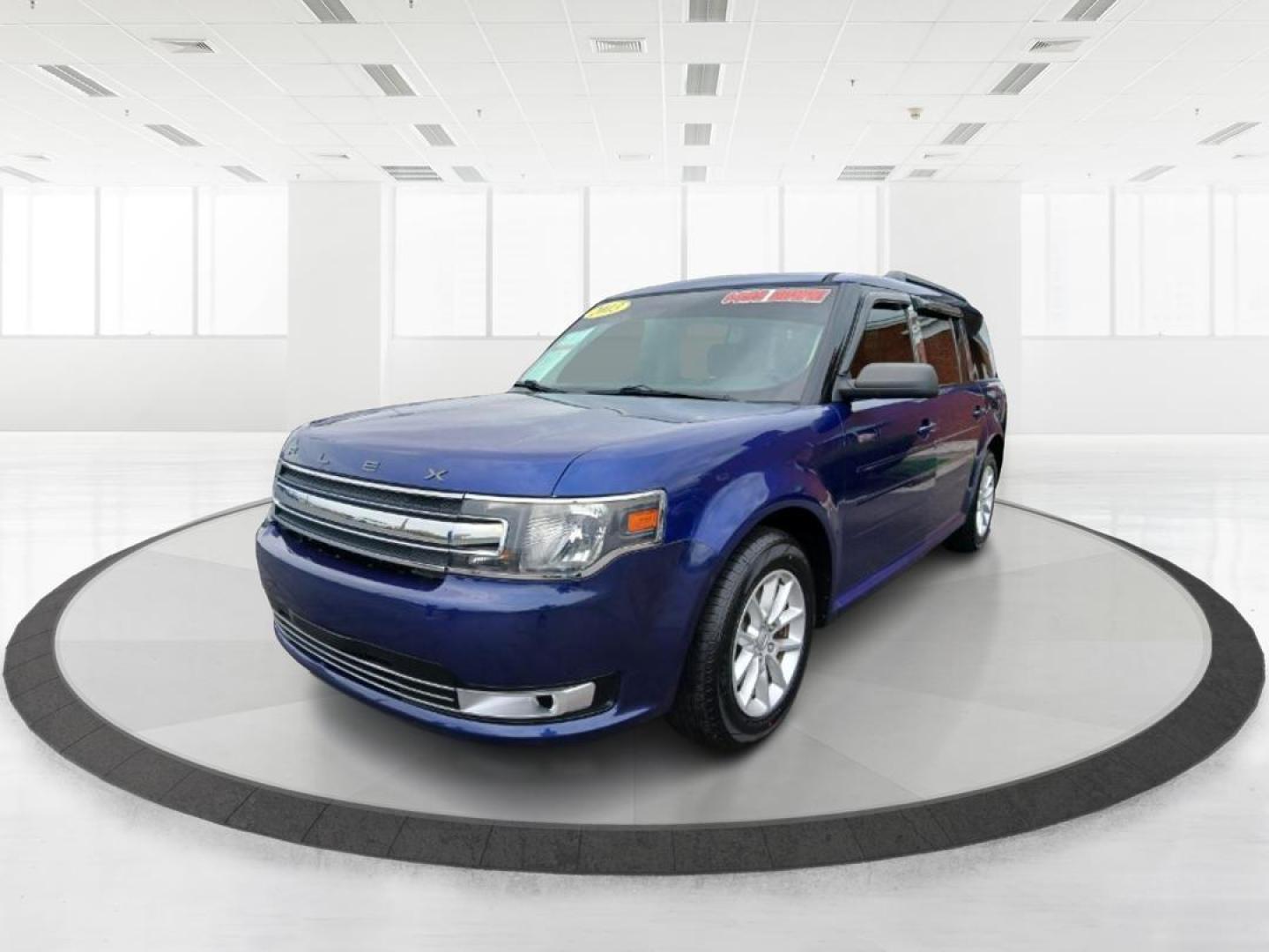 2013 Deep Impact Blue Metallic Ford Flex SE FWD (2FMGK5B8XDB) with an 3.5L V6 DOHC 24V engine, 6-Speed Automatic Overdrive transmission, located at 1951 S Dayton Lakeview Rd., New Carlisle, OH, 45344, (937) 908-9800, 39.890999, -84.050255 - 2013 Ford Flex SE FWD - Photo#5