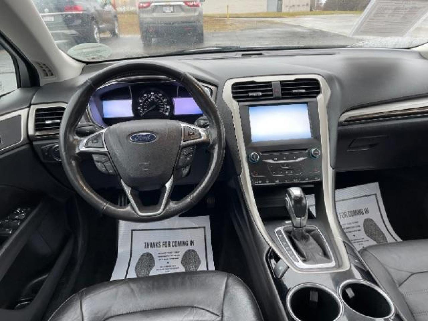 2013 Ingot Silver Ford Fusion SE (3FA6P0HR5DR) with an 1.6L L4 DOHC 16V engine, located at 1099 N County Rd 25A , Troy, OH, 45373, (937) 908-9800, 40.057079, -84.212883 - Photo#6