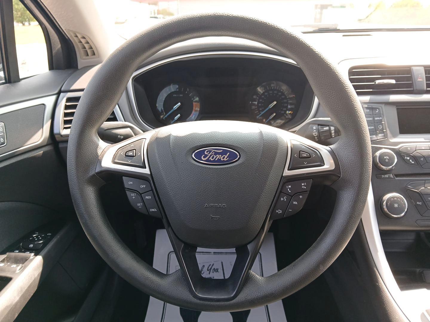 2013 Tuxedo Black Metallic Ford Fusion (3FA6P0H74DR) with an 2.5L L4 DOHC 16V engine, located at 401 Woodman Dr, Riverside, OH, 45431, (937) 908-9800, 39.760899, -84.123421 - Photo#15