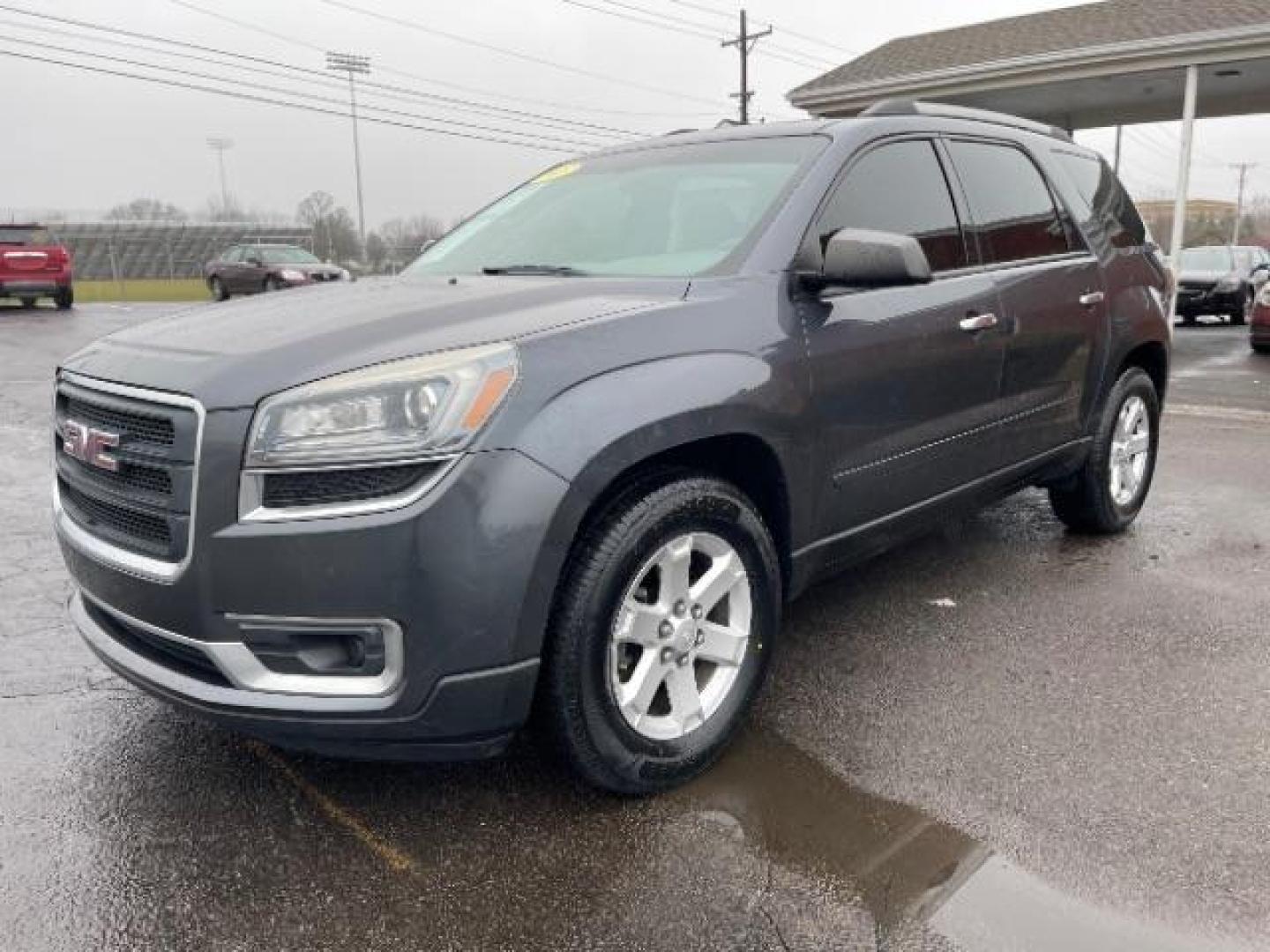 2013 Cyber Gray Metallic GMC Acadia SLE-2 FWD (1GKKRPKD9DJ) with an 3.6L V6 DOHC 24V engine, 6-Speed Automatic transmission, located at 1230 East Main St, Xenia, OH, 45385, (937) 908-9800, 39.688026, -83.910172 - Photo#1