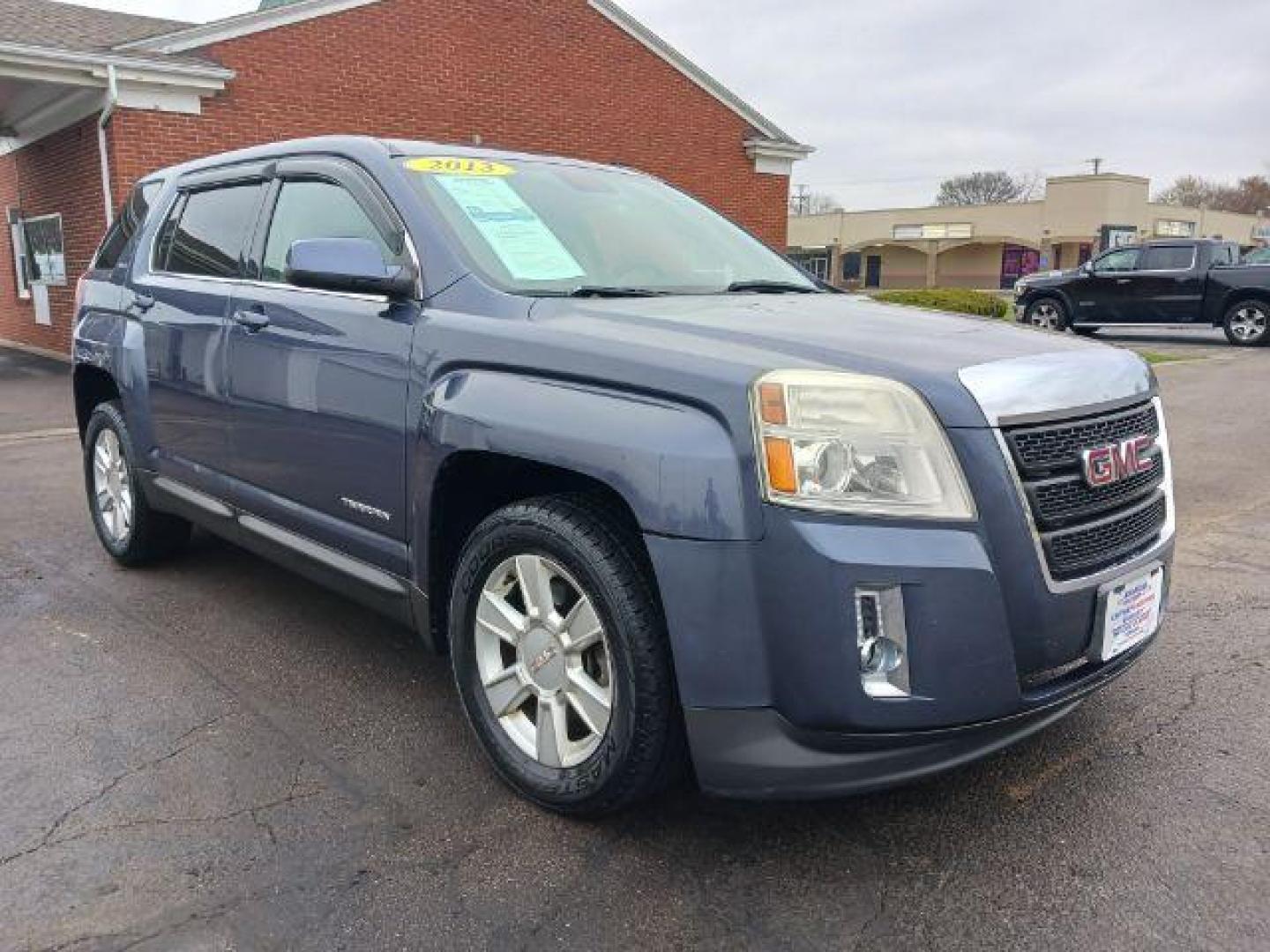 2013 Atlantis Blue Metallic GMC Terrain SLE1 AWD (2GKFLREK4D6) with an 2.4L L4 DOHC 16V FFV engine, 6-Speed Automatic transmission, located at 880 E. National Road, Vandalia, OH, 45377, (937) 908-9800, 39.891918, -84.183594 - Photo#0