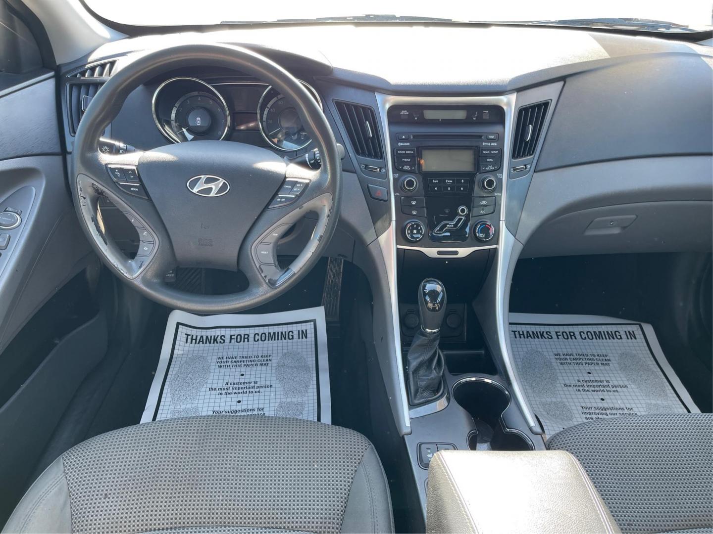 2013 Hyundai Sonata GLS (5NPEB4AC3DH) with an 2.4L L4 DOHC 16V engine, 6-Speed Automatic transmission, located at 880 E. National Road, Vandalia, OH, 45377, (937) 908-9800, 39.891918, -84.183594 - 2013 Hyundai Sonata GLS - Photo#20