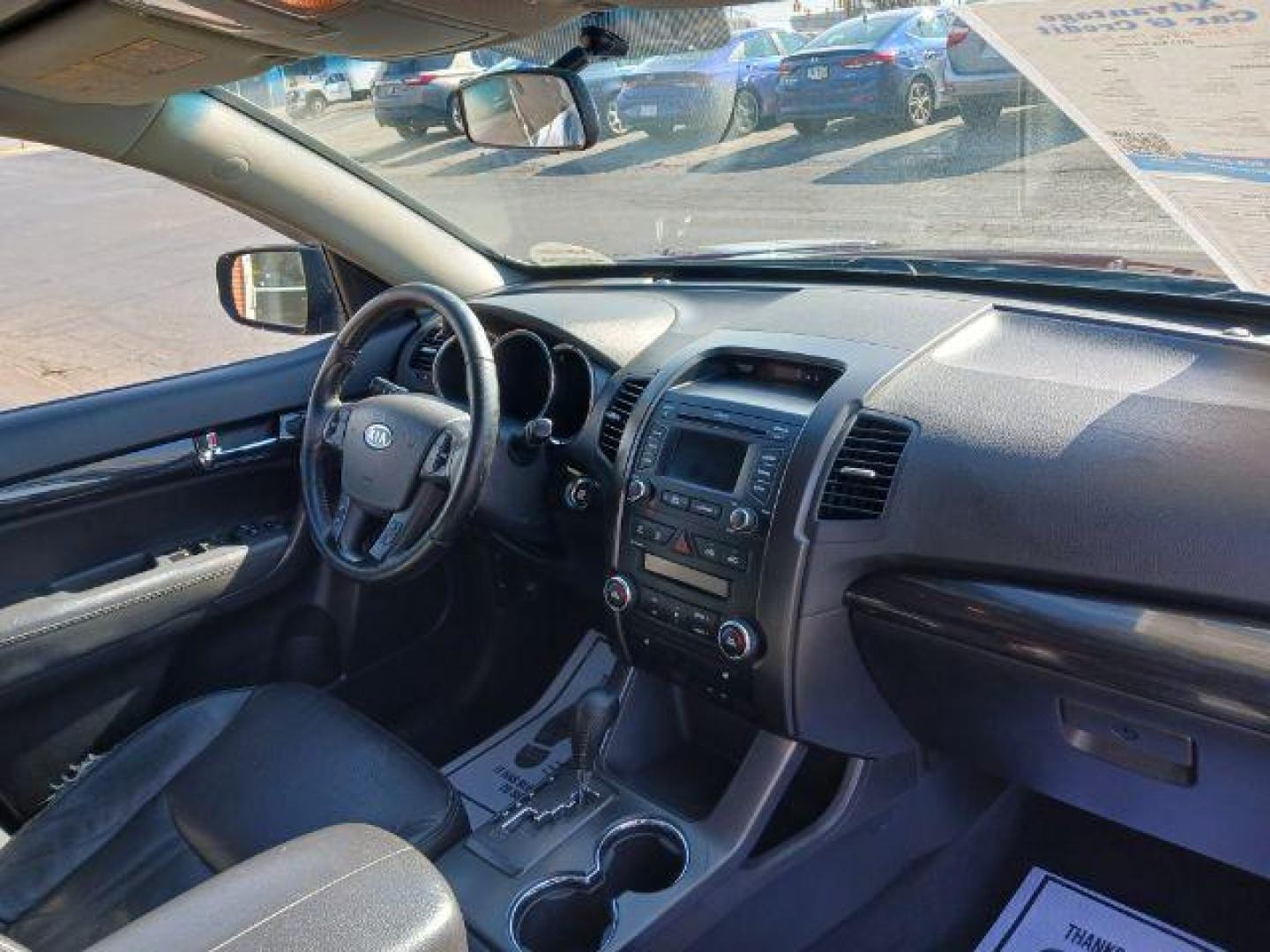 2013 Dark Cherry Kia Sorento EX 4WD (5XYKUCA67DG) with an 2.4L L4 DOHC 16V engine, 6-Speed Automatic transmission, located at 1184 Kauffman Ave, Fairborn, OH, 45324, (937) 908-9800, 39.807072, -84.030914 - Photo#8