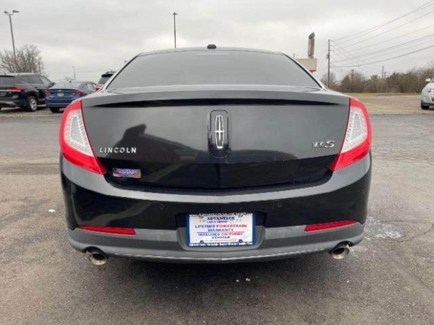 2013 Tuxedo Black Lincoln MKS FWD (1LNHL9DK0DG) with an 3.5L V6 DOHC 24V engine, 6-Speed Automatic transmission, located at 1230 East Main St, Xenia, OH, 45385, (937) 908-9800, 39.688026, -83.910172 - Photo#4