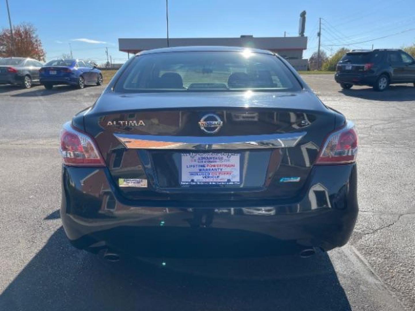 2013 Super Black Nissan Altima 2.5 (1N4AL3AP0DC) with an 2.5L L4 DOHC 16V engine, 6-Speed Manual transmission, located at 1951 S Dayton Lakeview Rd., New Carlisle, OH, 45344, (937) 908-9800, 39.890999, -84.050255 - Photo#4