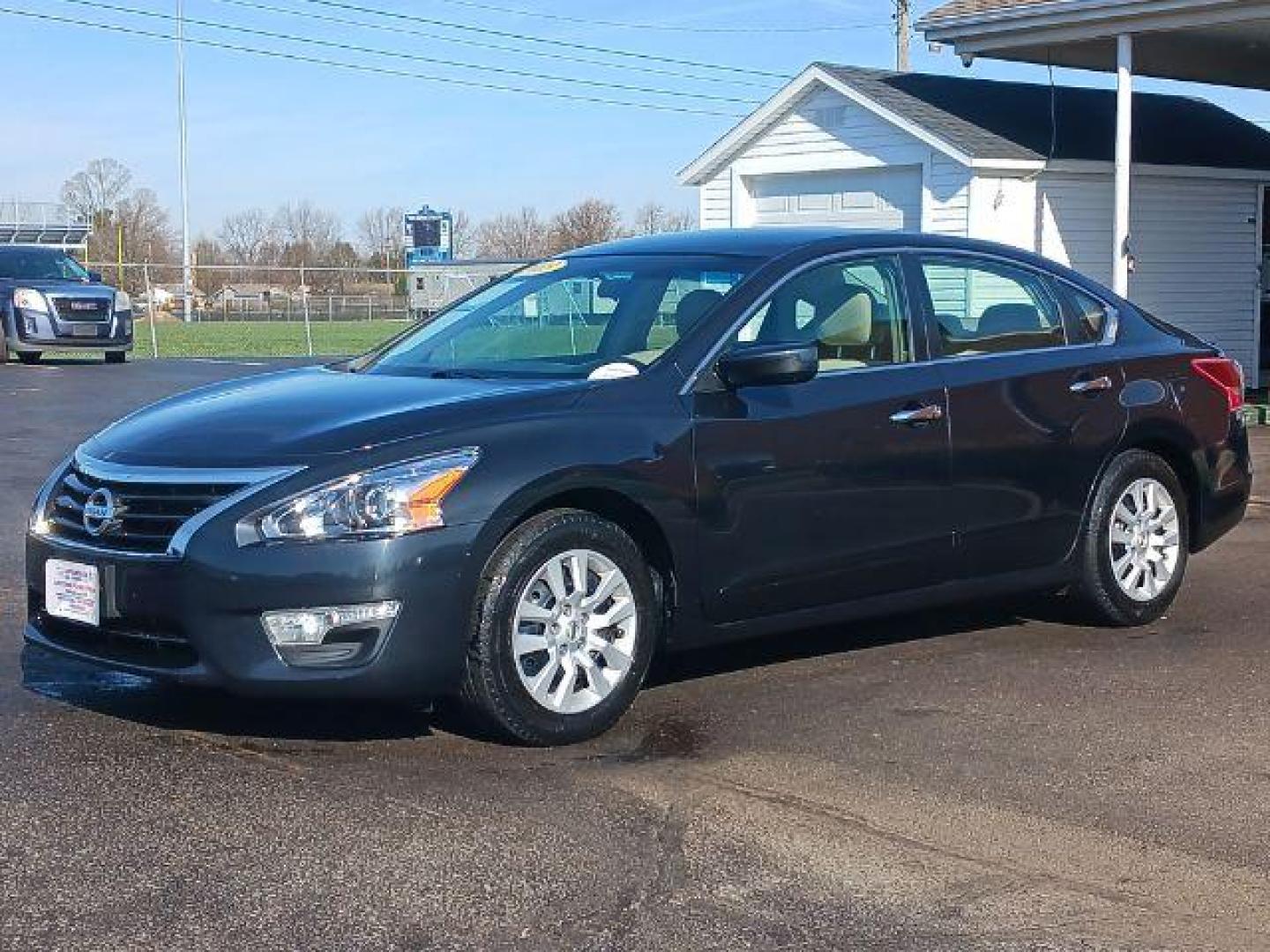 2013 Storm Blue Metallic Nissan Altima 2.5 S (1N4AL3AP7DC) with an 2.5L L4 DOHC 16V engine, located at 1099 N County Rd 25A , Troy, OH, 45373, (937) 908-9800, 40.057079, -84.212883 - Photo#2