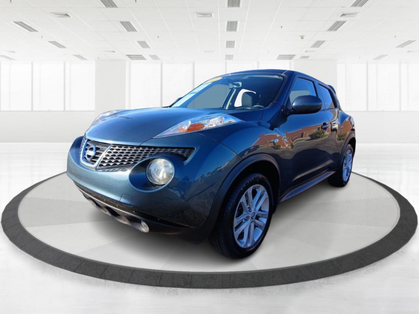 2013 Graphite Blue Nissan Juke S FWD (JN8AF5MR4DT) with an 1.6L L4 DOHC 16V engine, Continuously Variable Transmission transmission, located at 8750 N County Rd 25A, Piqua, OH, 45356, (937) 908-9800, 40.164391, -84.232513 - Photo#7