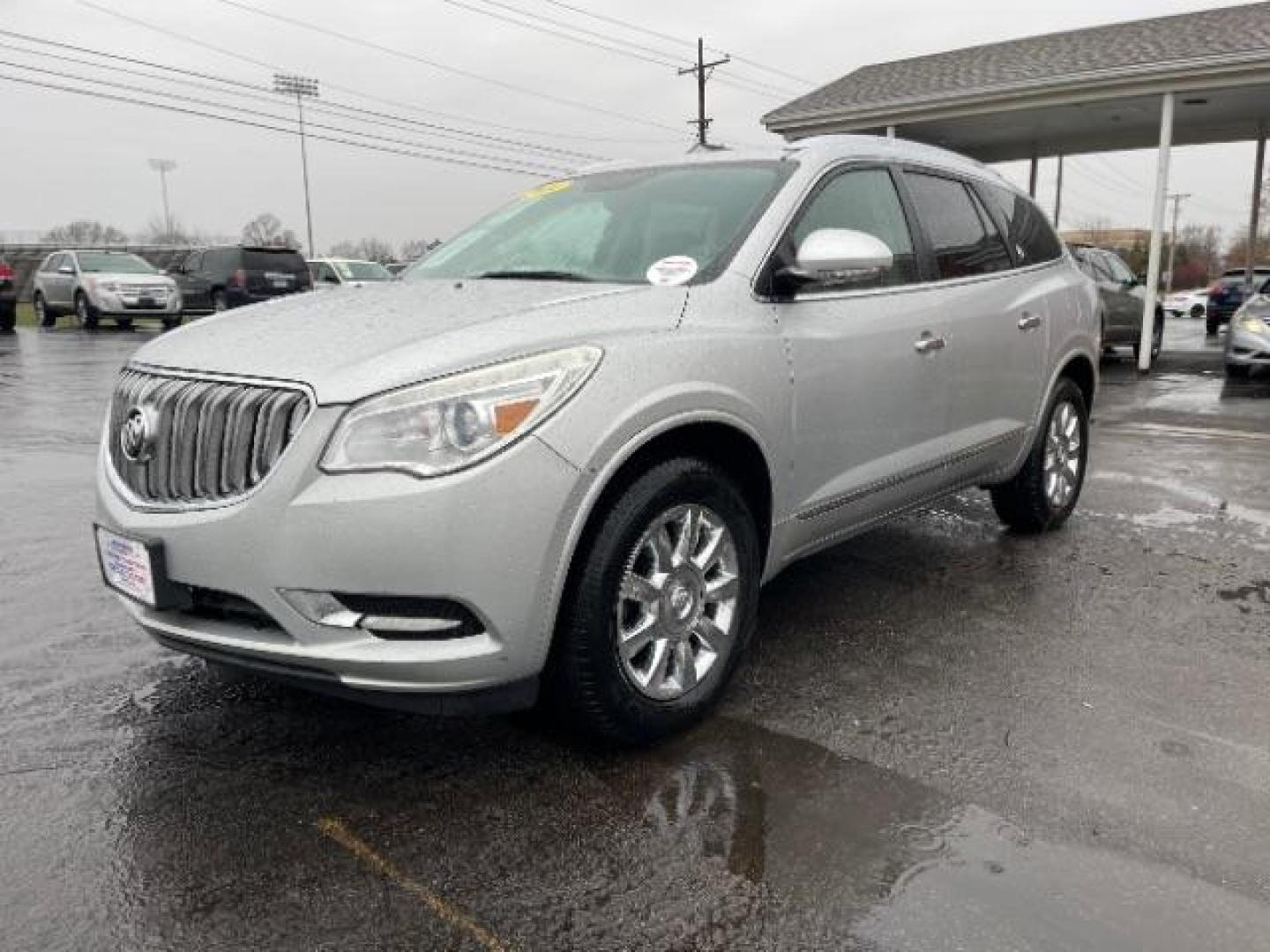 2014 Quicksilver Metallic Buick Enclave Leather FWD (5GAKRBKD4EJ) with an 3.6L V6 DOHC 24V engine, 6-Speed Automatic Overdrive transmission, located at 1951 S Dayton Lakeview Rd., New Carlisle, OH, 45344, (937) 908-9800, 39.890999, -84.050255 - Photo#1