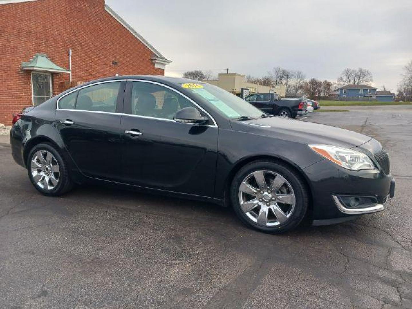 2014 Black Onyx Buick Regal Premium 2 (2G4GR5GX3E9) with an 2.0L L4 DOHC 16V TURBO engine, 6-Speed Automatic transmission, located at 1184 Kauffman Ave, Fairborn, OH, 45324, (937) 908-9800, 39.807072, -84.030914 - Photo#0