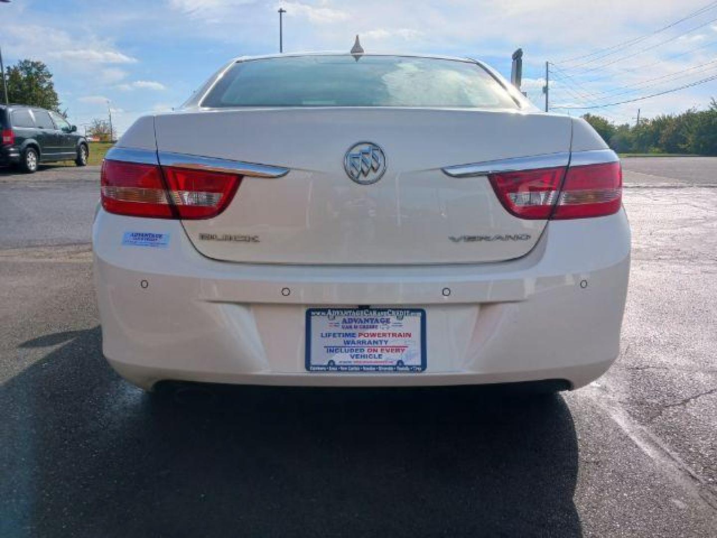 2014 Summit White Buick Verano Leather (1G4PS5SK2E4) with an 2.4L L4 DOHC 16V FFV engine, 6-Speed Automatic transmission, located at 4508 South Dixie Dr, Moraine, OH, 45439, (937) 908-9800, 39.689976, -84.218452 - Photo#5