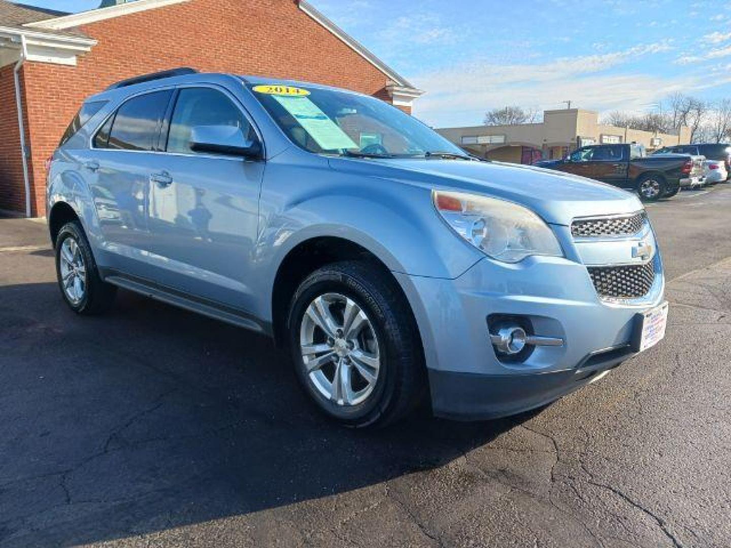 2014 Blue Chevrolet Equinox 2LT 2WD (2GNALCEK0E6) with an 2.4L L4 DOHC 16V FFV engine, 6-Speed Automatic transmission, located at 880 E. National Road, Vandalia, OH, 45377, (937) 908-9800, 39.891918, -84.183594 - Photo#0