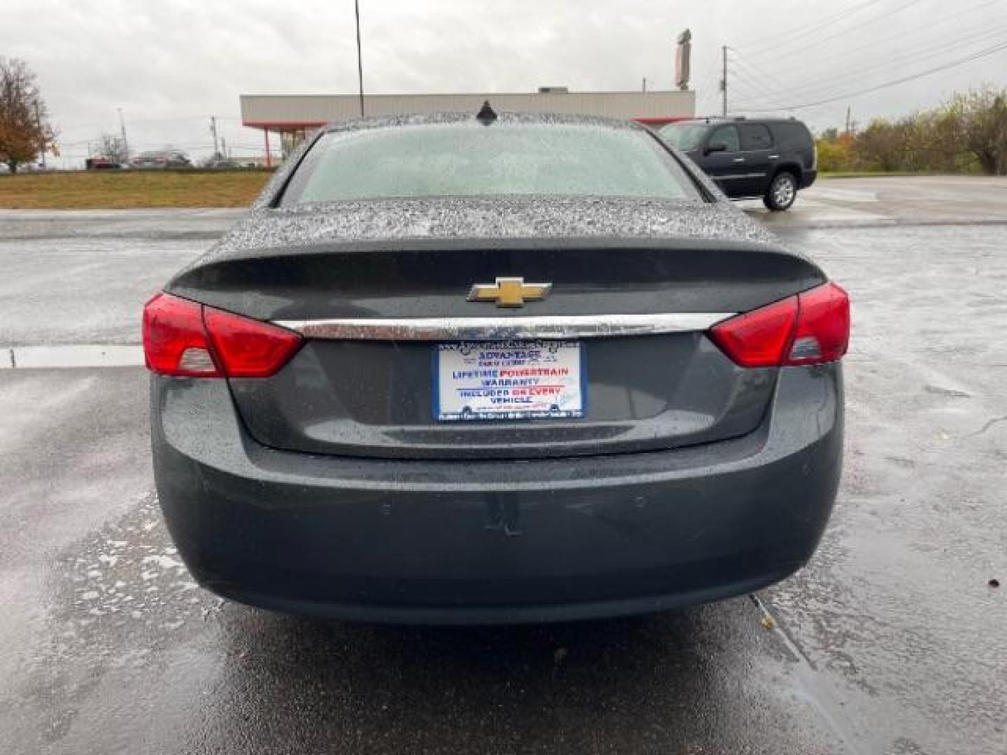 2014 Ashen Gray Metallic Chevrolet Impala LS (1G11Y5SL7EU) with an 2.5L L4 DOHC 16V engine, 6-Speed Automatic transmission, located at 1230 East Main St, Xenia, OH, 45385, (937) 908-9800, 39.688026, -83.910172 - Photo#4