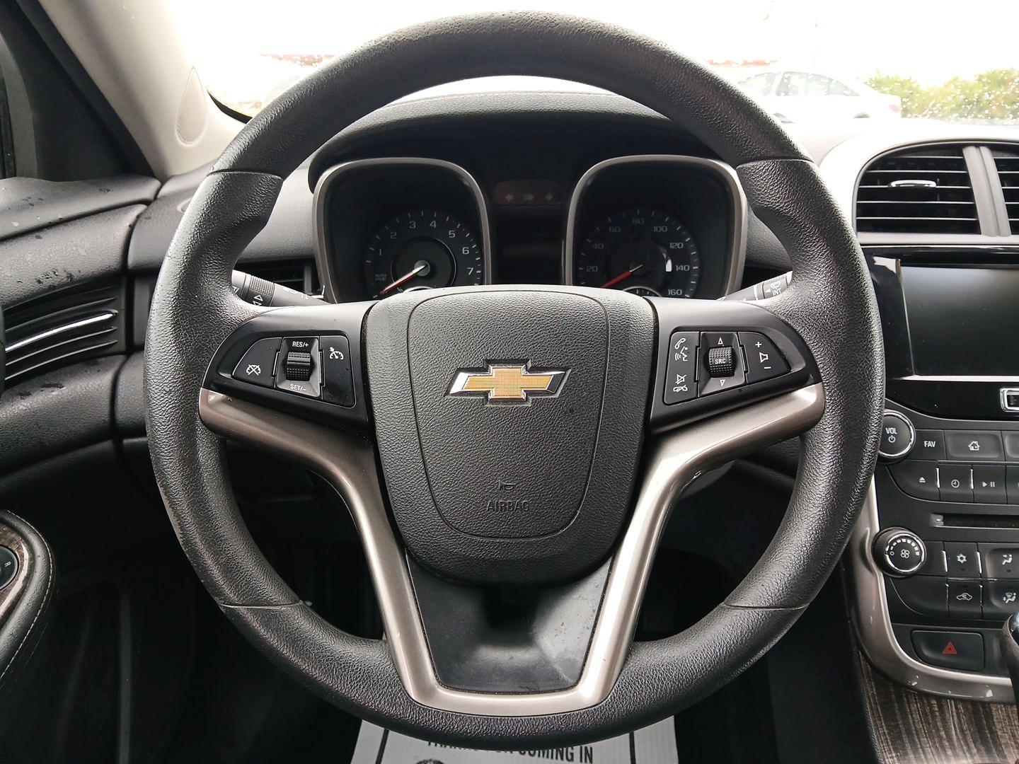 2014 Ashen Gray Metallic Chevrolet Malibu 1LT (1G11C5SL2EF) with an 2.5L L4 DOHC 16V engine, 6-Speed Automatic transmission, located at 8750 N County Rd 25A, Piqua, OH, 45356, (937) 908-9800, 40.164391, -84.232513 - Photo#15