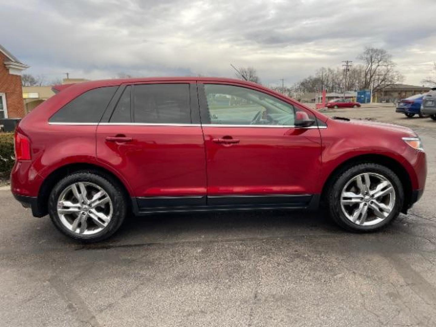 2014 Ruby Red Met Tinted CC Ford Edge Limited FWD (2FMDK3K94EB) with an 2.0L L4 DOHC 16V engine, 6-Speed Automatic transmission, located at 1184 Kauffman Ave, Fairborn, OH, 45324, (937) 908-9800, 39.807072, -84.030914 - Photo#3