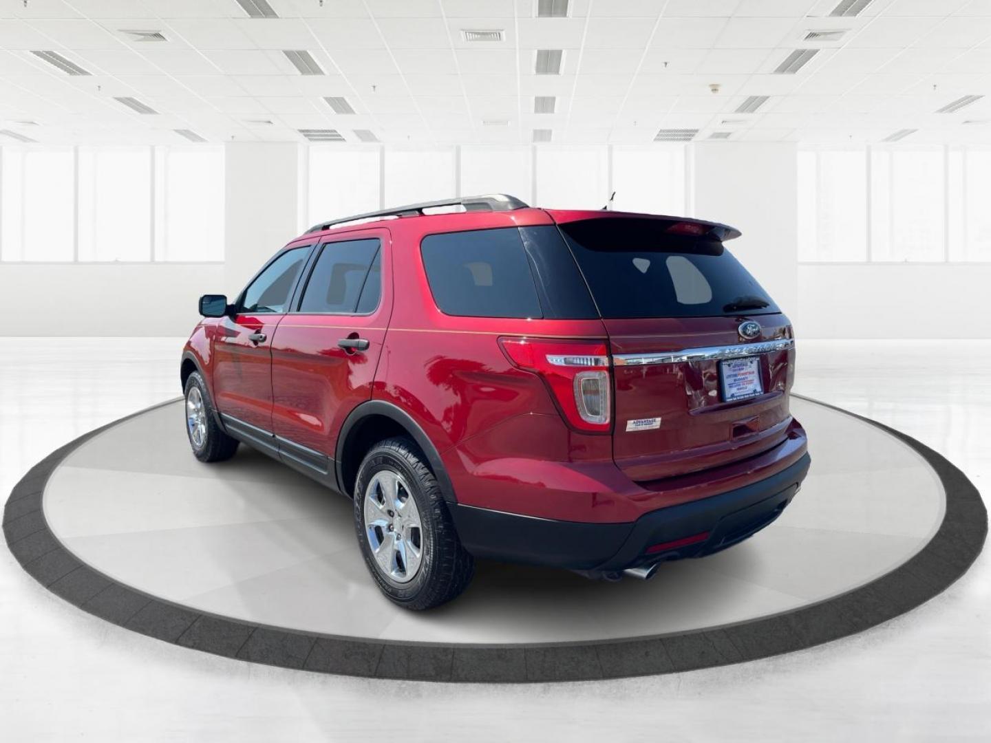 2014 Ruby Red Met Tinted CC Ford Explorer Base 4WD (1FM5K8B86EG) with an 3.5L V6 DOHC 24V engine, 6-Speed Automatic transmission, located at 401 Woodman Dr, Riverside, OH, 45431, (937) 908-9800, 39.760899, -84.123421 - Photo#4