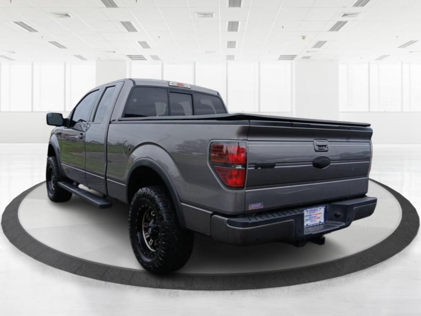 2014 Sterling Gray Metallic Ford F-150 FX4 SuperCab 6.5-ft. Bed 4WD (1FTFX1EF1EK) with an 5.0L V8 engine, 6-Speed Automatic transmission, located at 1184 Kauffman Ave, Fairborn, OH, 45324, (937) 908-9800, 39.807072, -84.030914 - Photo#4